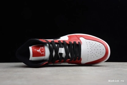 1 JORDAN “CHICAGO” MID AIR 0809